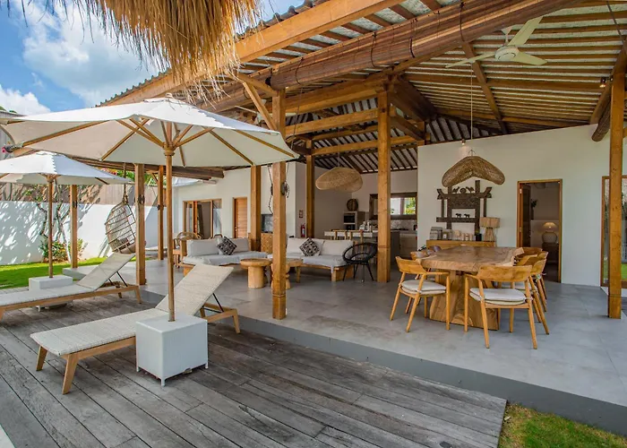Parasol By Alfred In Bali ヴィラ スミニャック